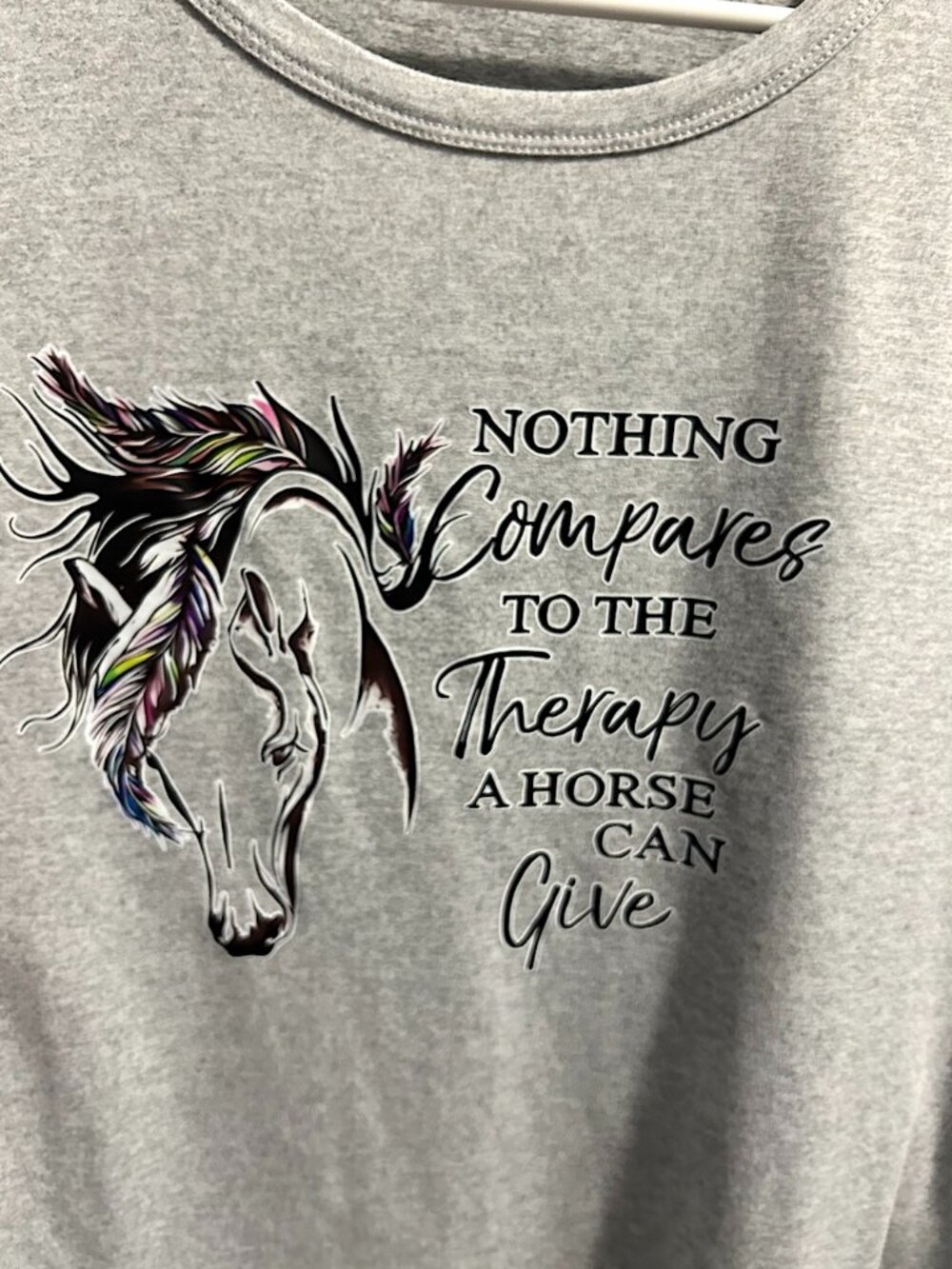 Graphic T-Shirt "Nothing Compares to the Therapy a Horse Can Give" Wmn's XXL
